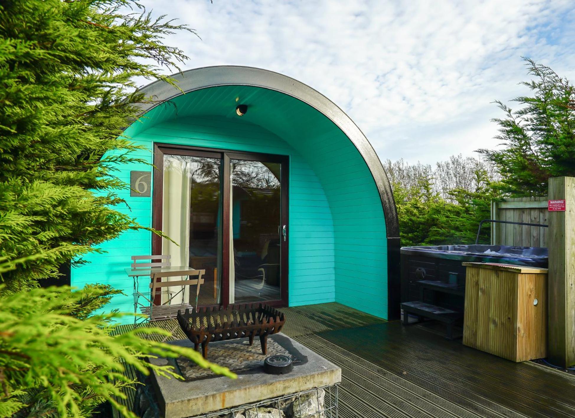 Отель Original Glamping Pod With Hot Tub Фродсхам Экстерьер фото